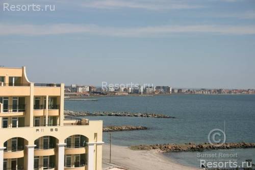 Sunset Resort 6